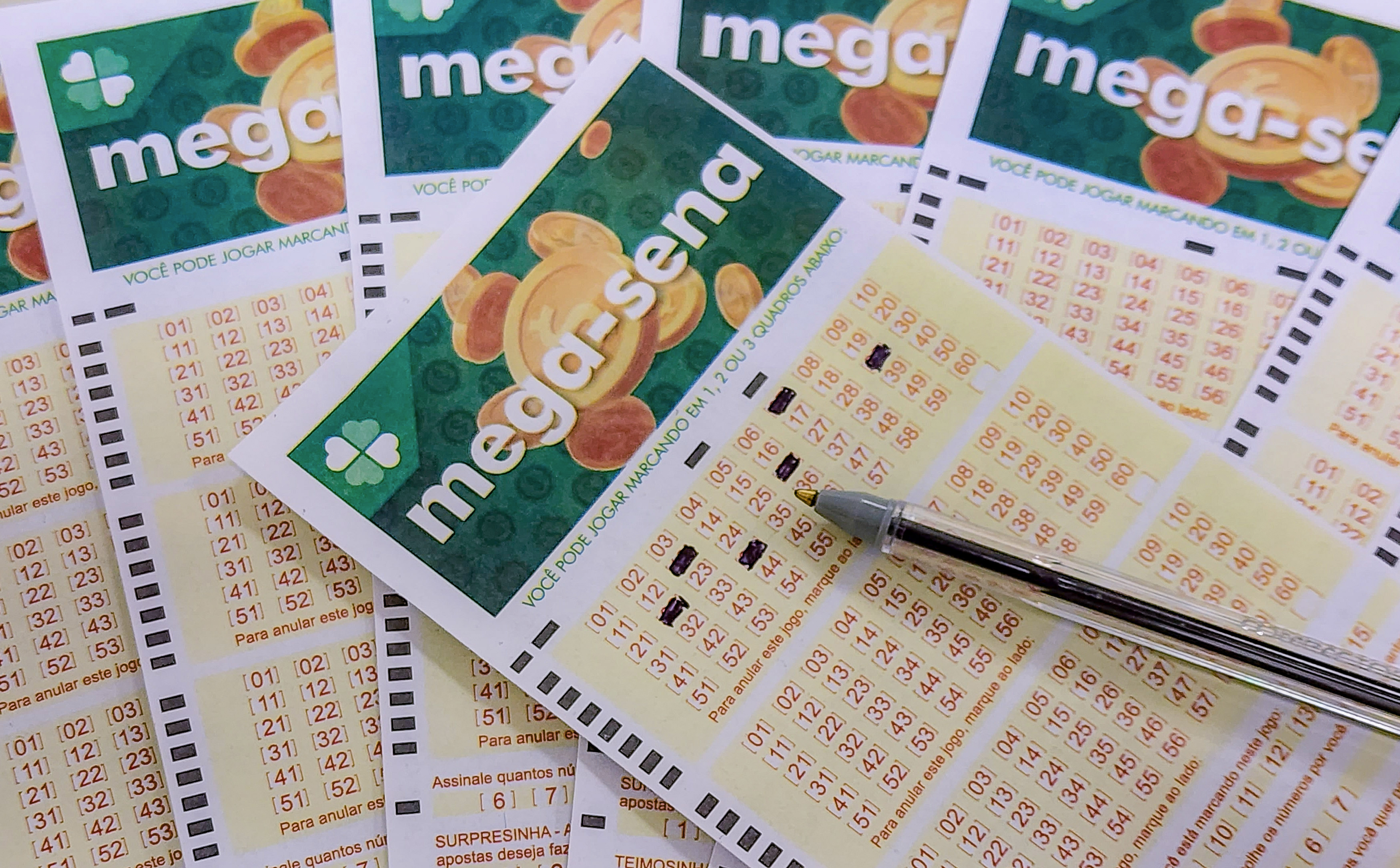 Mega-Sena não tem acertador e prêmio vai a R$ 200 milhões