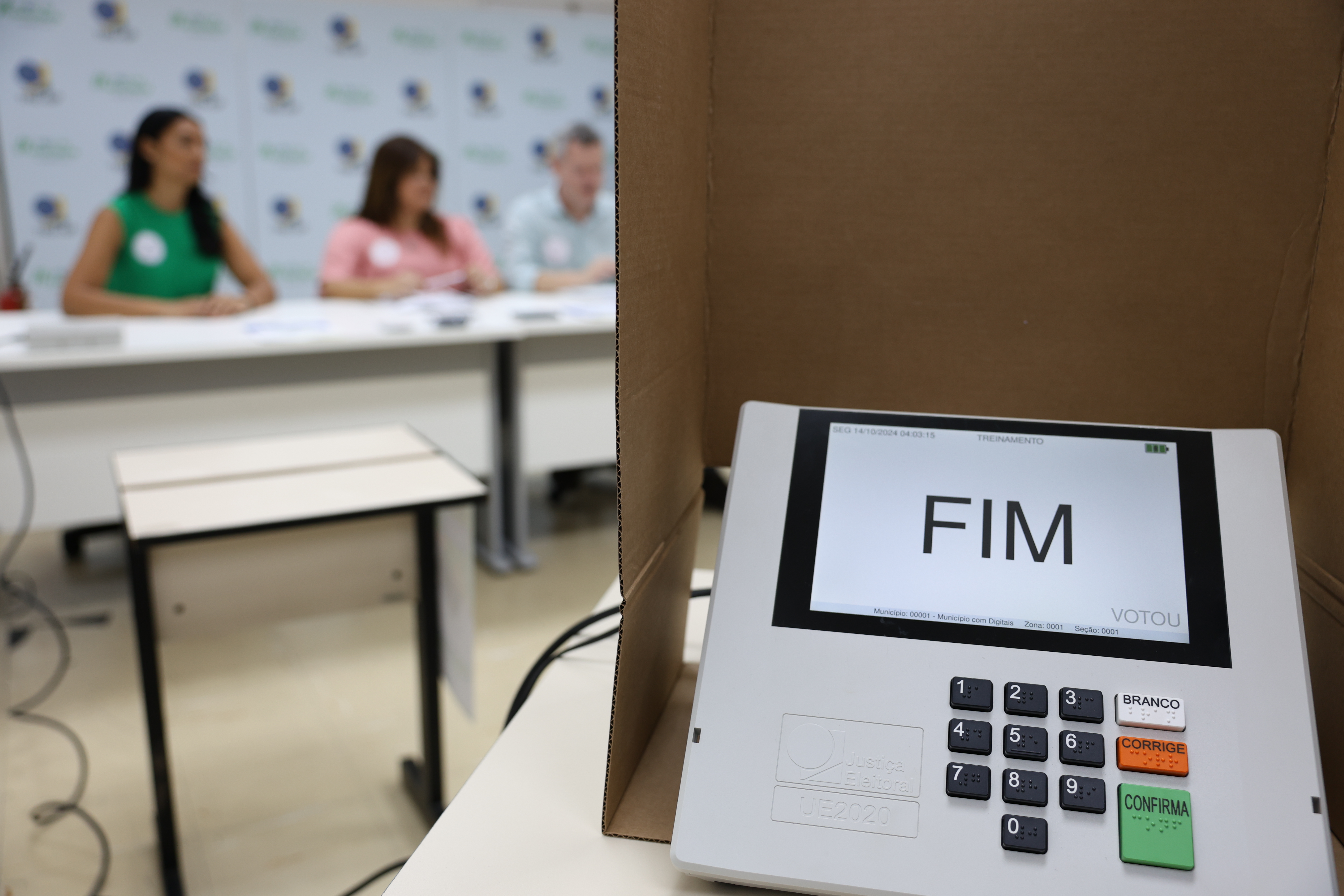 Saiba os direitos de idosos e pessoas com deficiência para votar