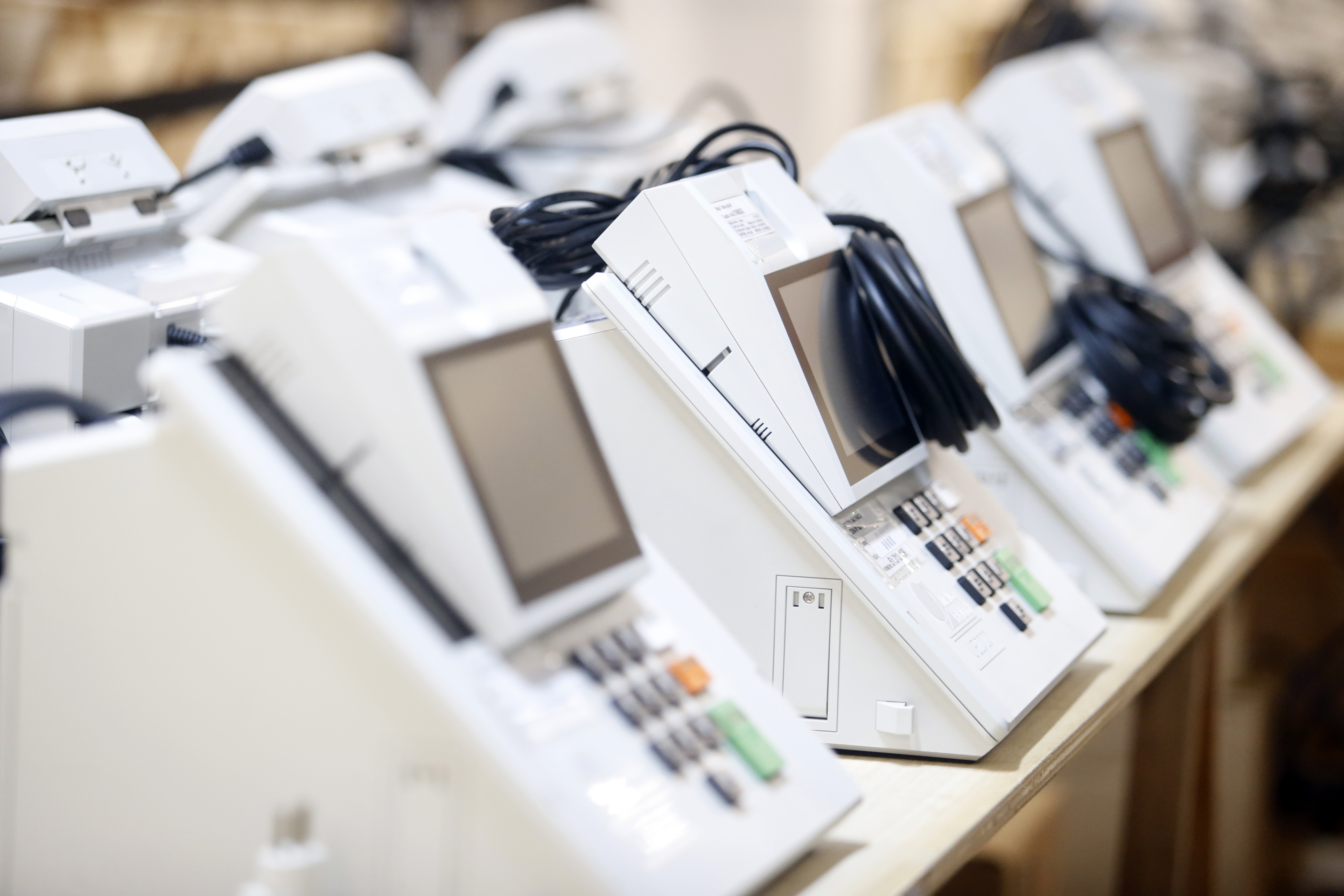 Estado de SP começa a preparar mais de 114 mil urnas para o 2º turno