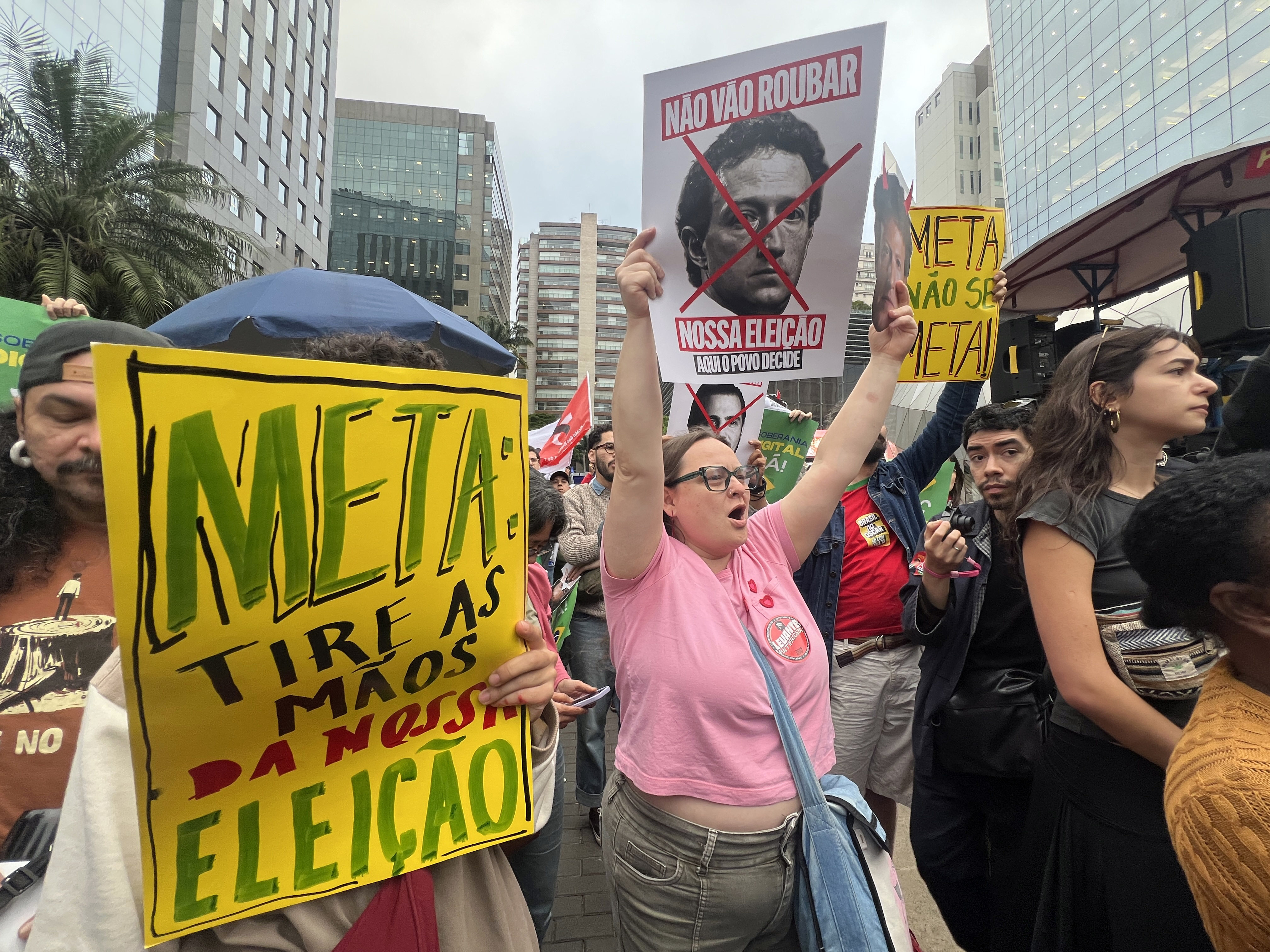Meta recusa pedido federal para criar canal de proteção a jornalistas