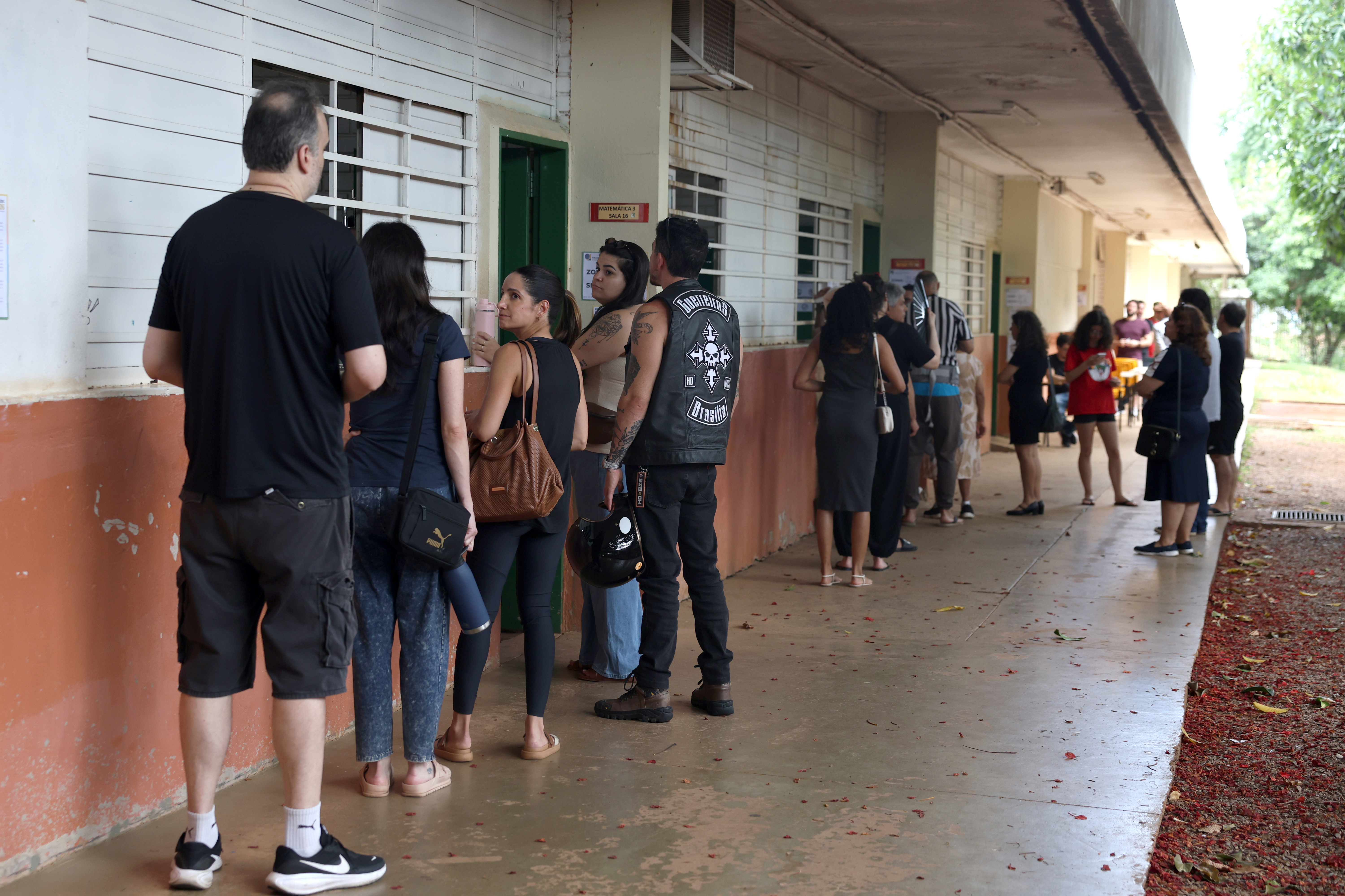 Estudantes relatam violência relacionada à eleição presidencial