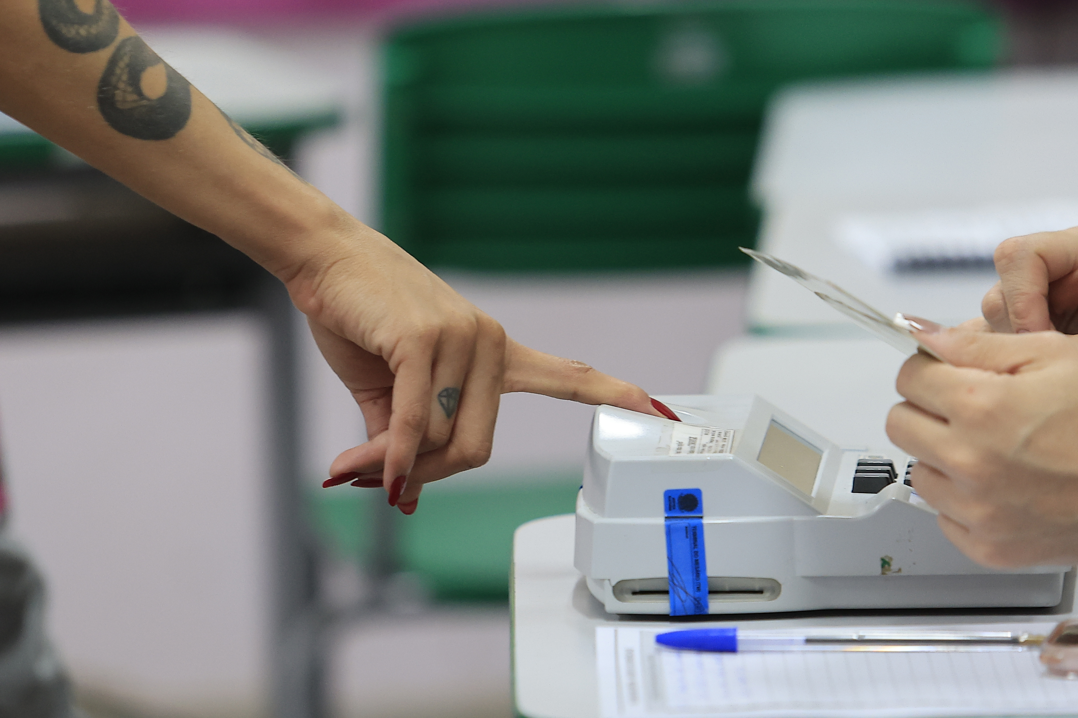 Lula cresce em número de votos em todos os estados; Flávio recuou em 6