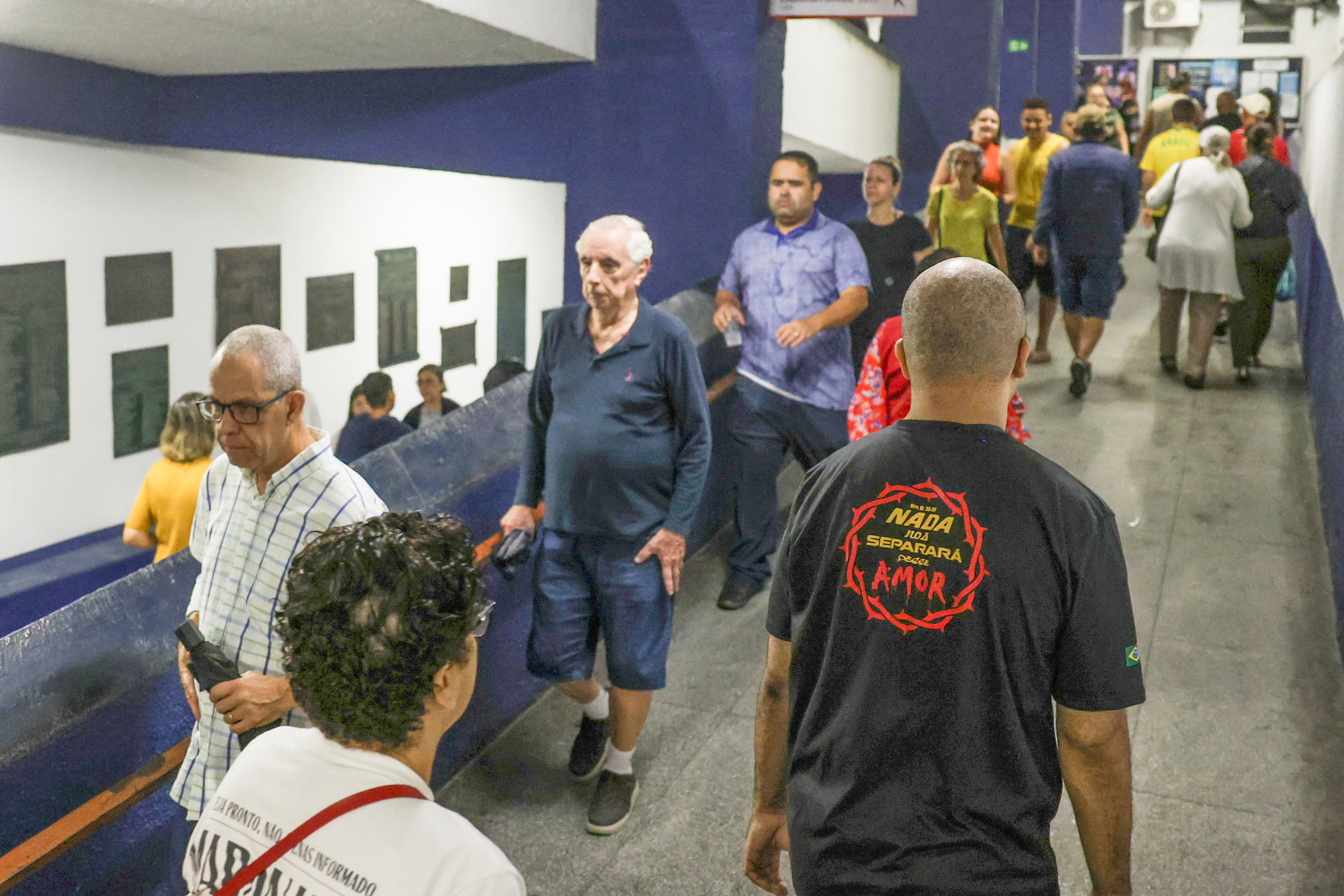 "Não poderia ficar de fora", diz idoso que votou 10 dias após cirurgia