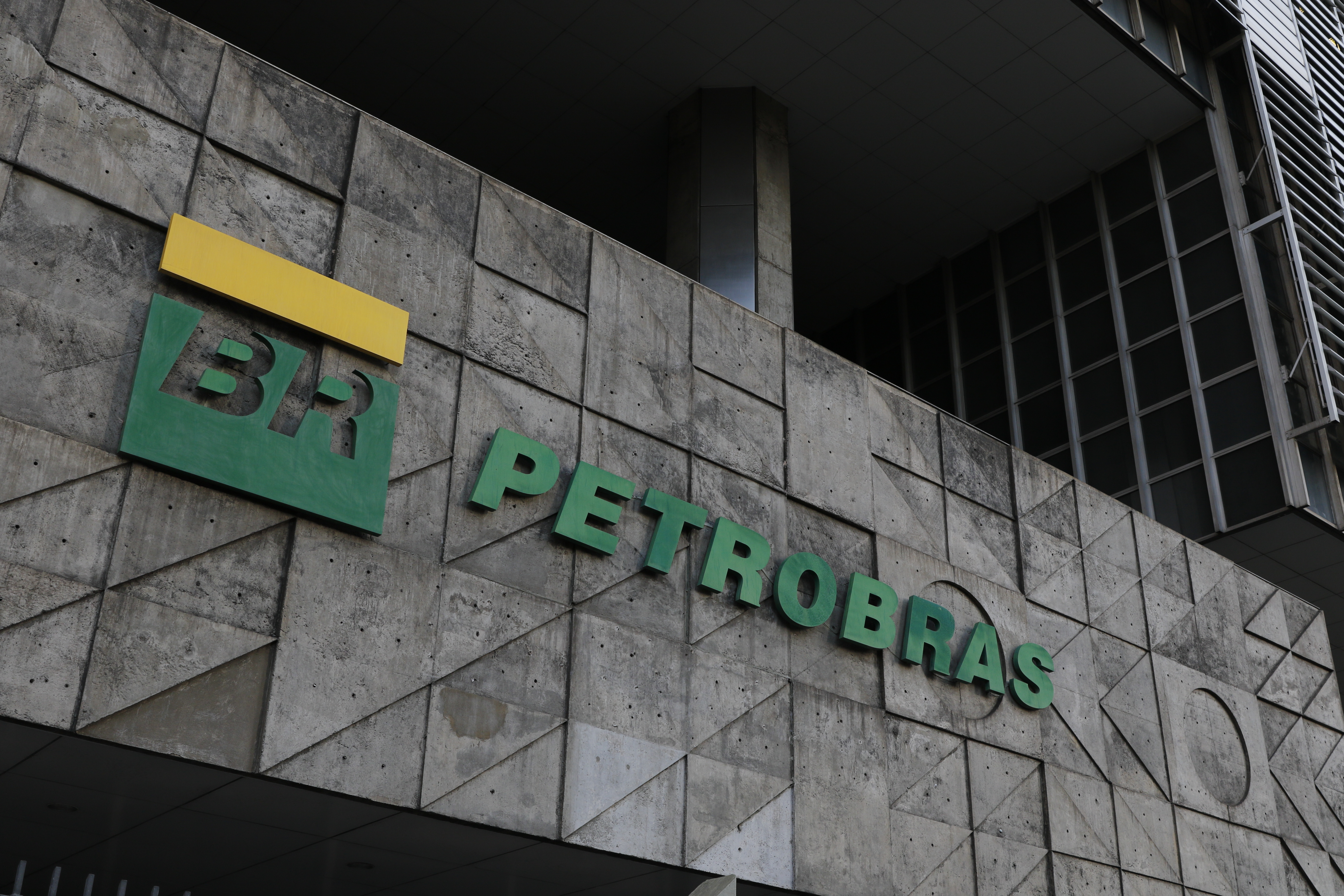 Petrobras atinge recorde de valor de mercado após descoberta no Amapá