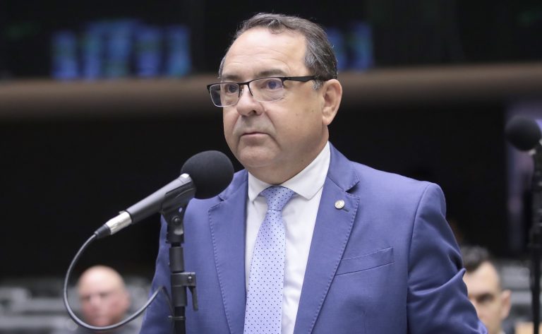 Projeto isenta feirantes de IPI na compra de veículos utilitários