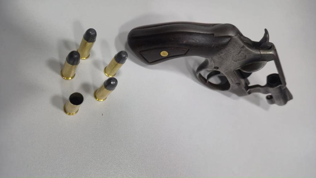 Polícia Militar prende homem que atirou contra filha adolescente em Novo Mundo