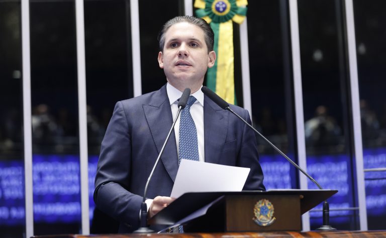 Motta comemora sanção de novo limite de MEI e o perdão de dívidas de microempreendedores
