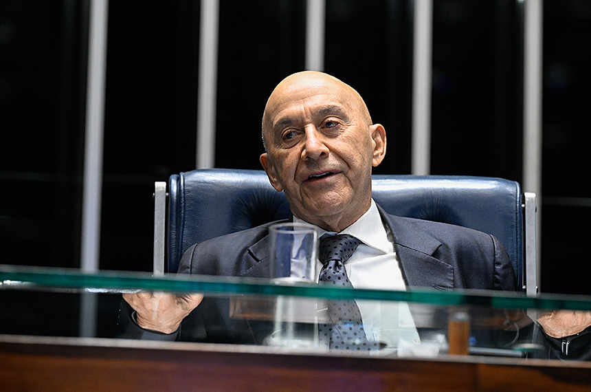 Votar fim da escala 6x1 agora não é casuísmo, afirma Confúcio