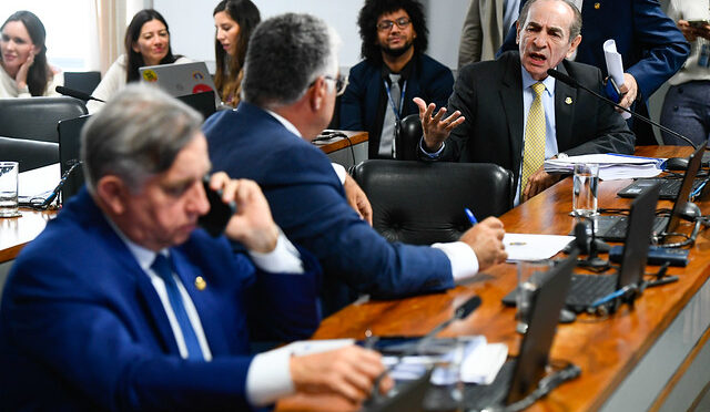 Novo Código Eleitoral prevê pena de até 7 anos para quem divulgar “fatos inverídicos”
