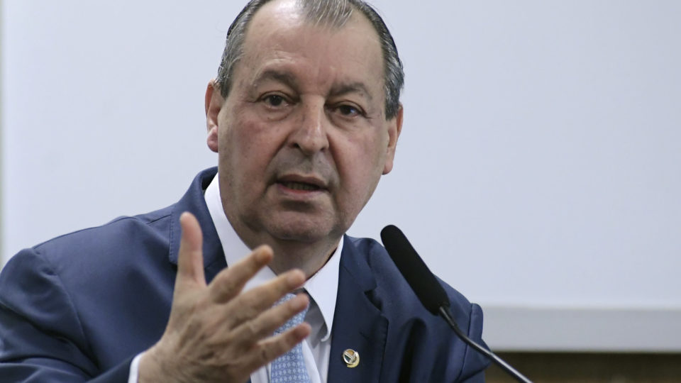 Congresso deve criar CPMI do INSS, mas comando ficará com governo
