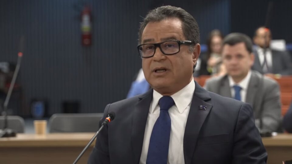 Almirante nega ter colocado tropas da Marinha para suposto plano de golpe em 2022