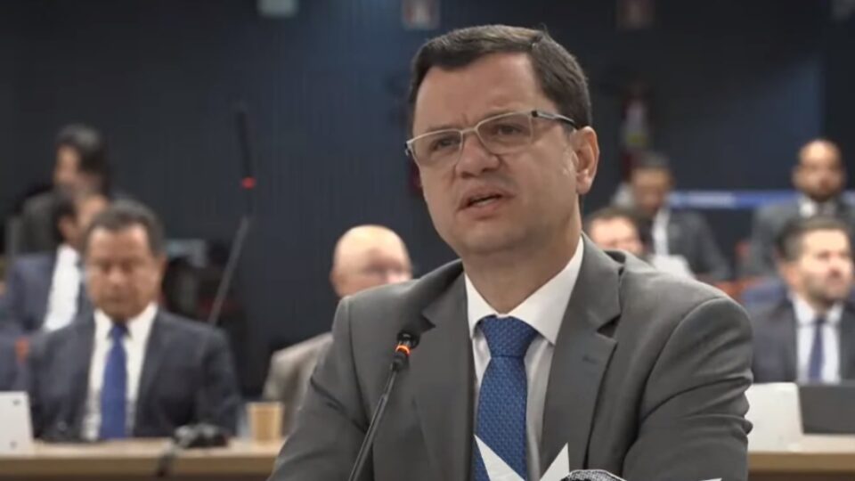 Ex-ministro da Justiça nega ter colocado segurança das urnas eletrônicas em dúvida