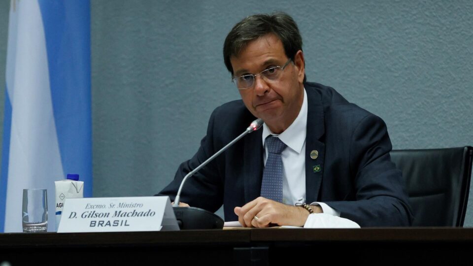 PF prende ex-ministro Gilson Machado por tentar intermediar passaporte a Mauro Cid