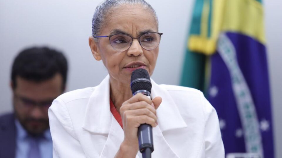 PGR arquiva ação contra senador que disse querer “enforcar” Marina Silva