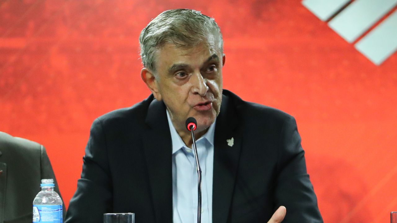 Cuello recebe proposta da Europa após Petraglia acusar calote do Atlético-MG