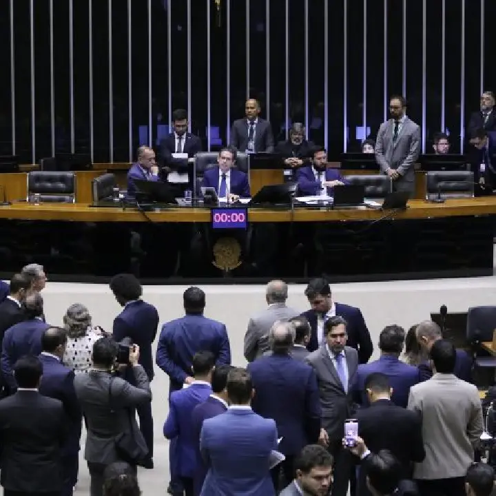 Câmara aprova projeto que altera regras de licenciamento ambiental