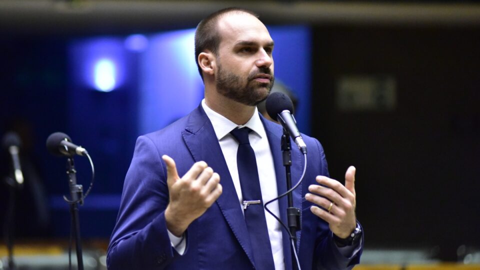 Centrais sindicais pedem cassação de Eduardo Bolsonaro por supostamente articular tarifaço