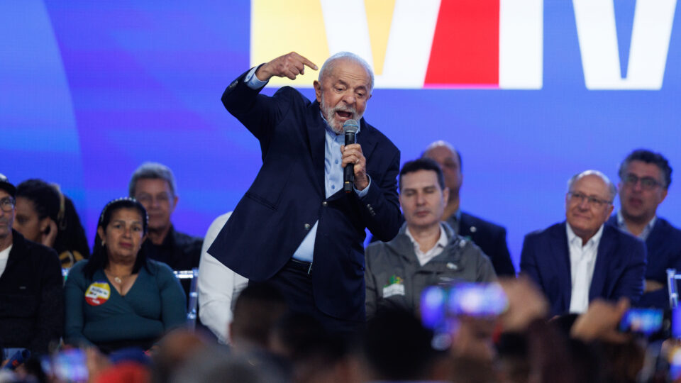 Lula escancara campanha antecipada por reeleição e oposição critica o uso da máquina de governo