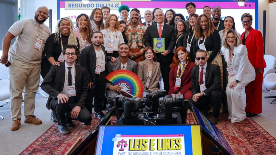 “Missão dada, missão cumprida”: influenciadores convocados iniciam campanha pró-STF