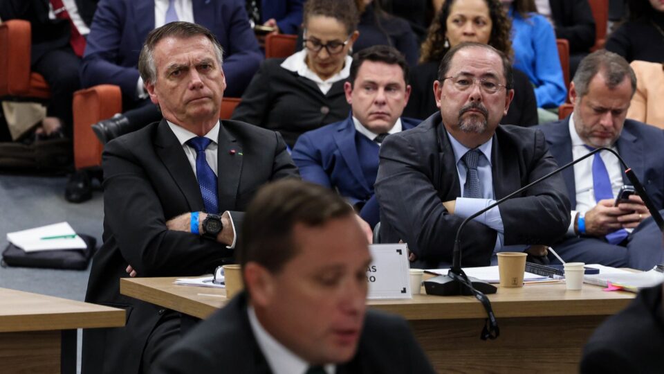 Cid tenta aliviar situação de Bolsonaro e complica Braga Netto no caso do golpe