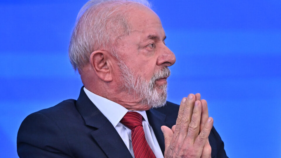 Lula chama Trump ao Alvorada para conhecer “Brasil que gosta dos EUA, Rússia, China e Venezuela”