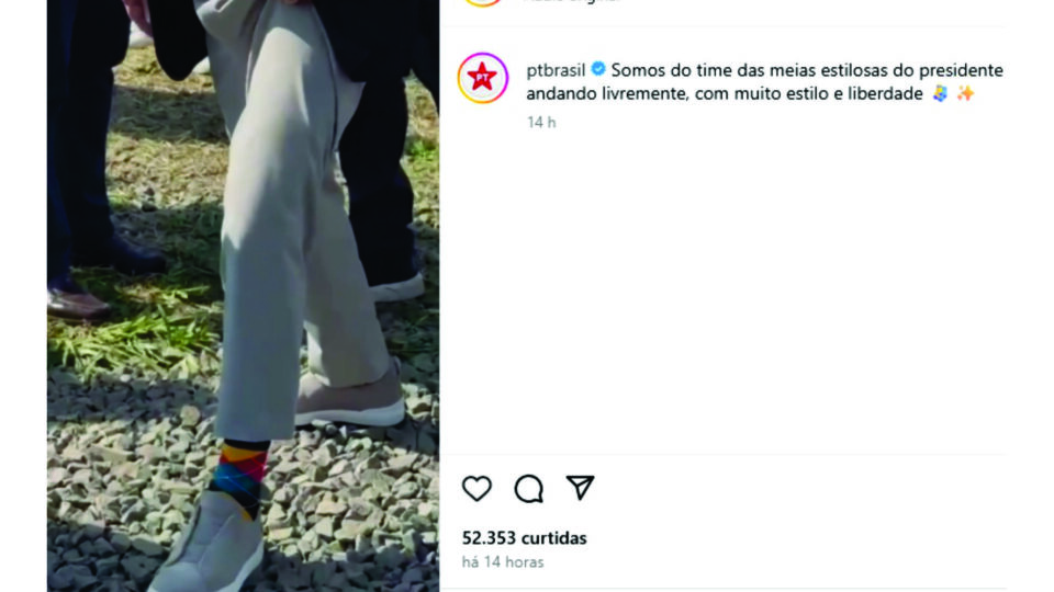 Lula ironiza Bolsonaro com “meias bonitas” e uso de tornozeleira