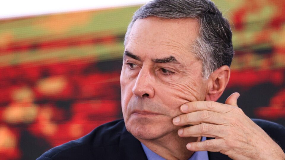 Barroso descarta aposentadoria do STF: “Estou feliz da vida”