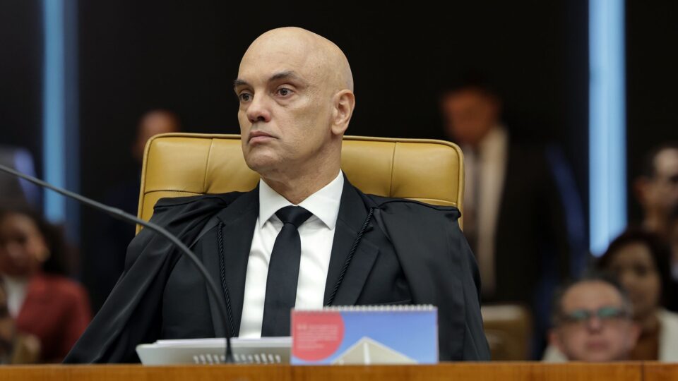 Brasil vive “golpe de Estado” do STF liderado por Moraes, diz WSJ