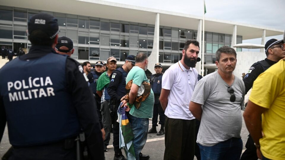 STF já condenou 638 pessoas por envolvimento nos atos de 8/1