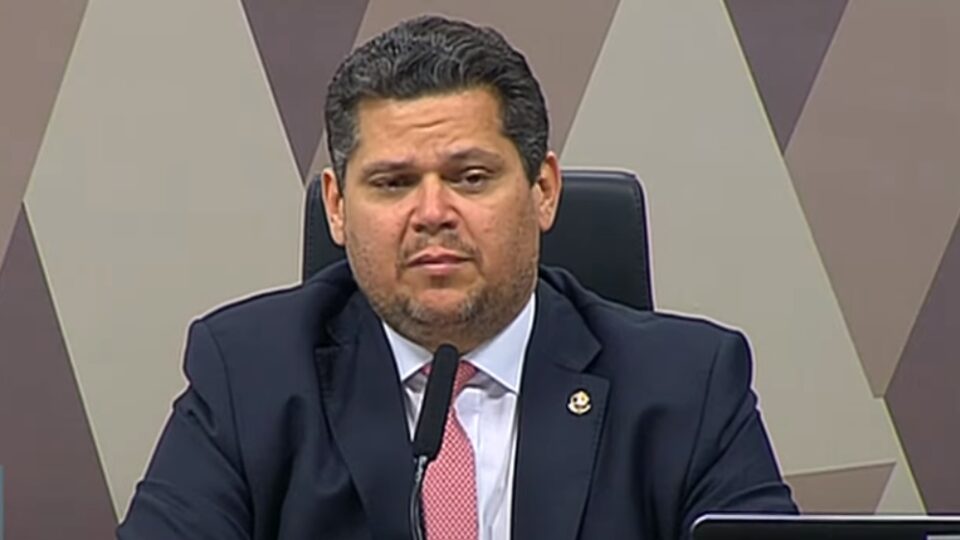 Alcolumbre não vai pautar impeachment de Moraes, diz Cid Gomes