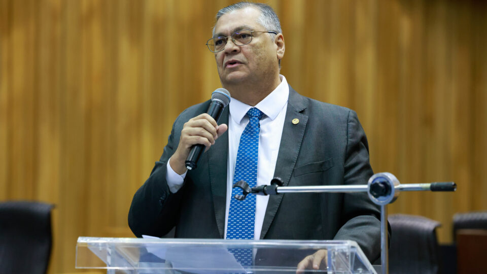 Ativismo judicial é “tentação satânica” diante da omissão dos Poderes, diz Dino