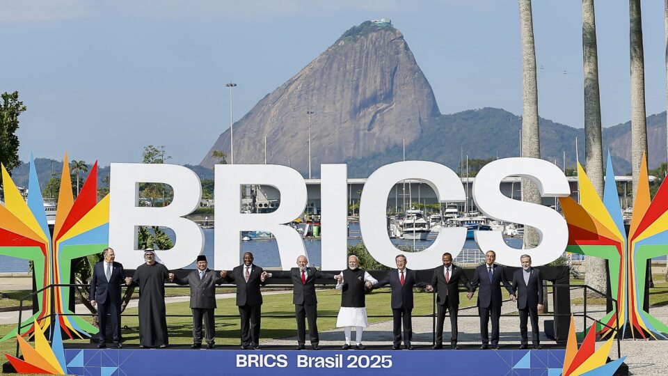 Como Lula se tornou porta-voz ideológico de uma ordem mundial sem o dólar articulada pelos Brics