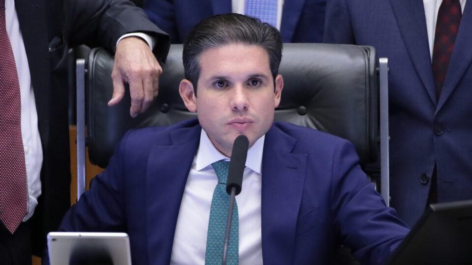 PL da Adultização: Câmara aprova urgência para votação