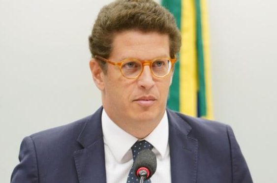 STF torna Salles réu por suposto contrabando florestal quando era ministro de Bolsonaro