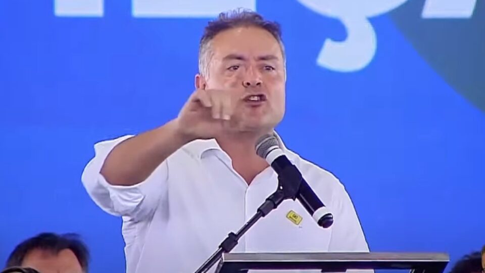 Ministro de Lula critica obras privadas de ferrovias: “não leva em consideração” necessidades públicas