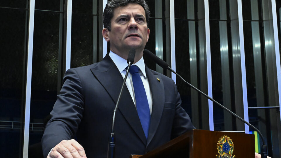 Moro faz sugestões de mudança em pacote anticrime de Lula