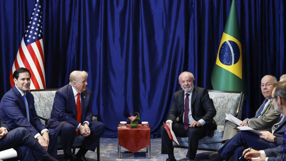 4 de cada lado: quem participou da reunião entre Brasil e Estados Unidos na Malásia