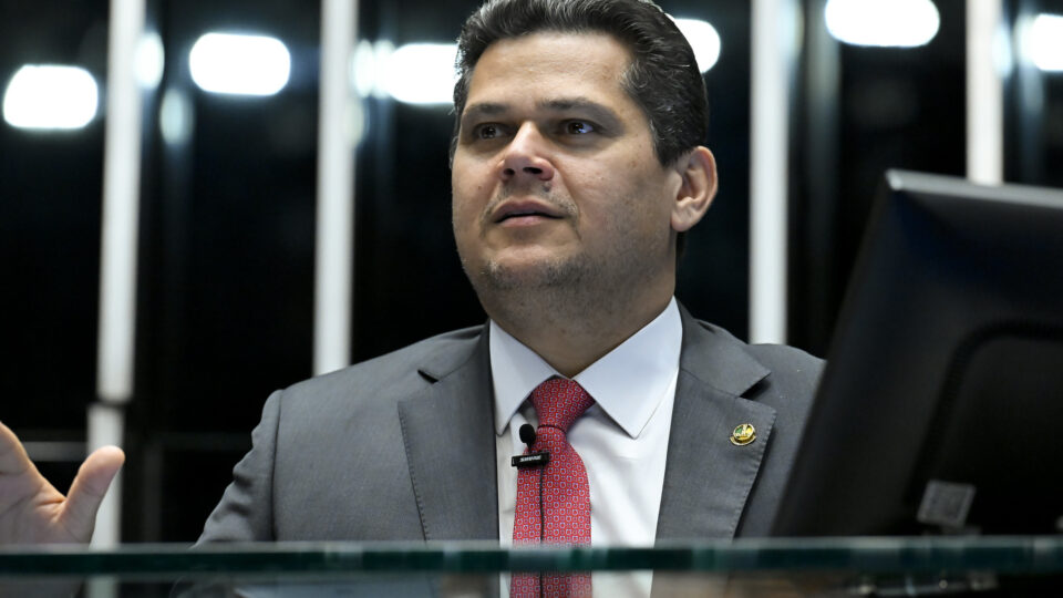 Alcolumbre diz que aguarda relatório de Paulinho para PL da dosimetria