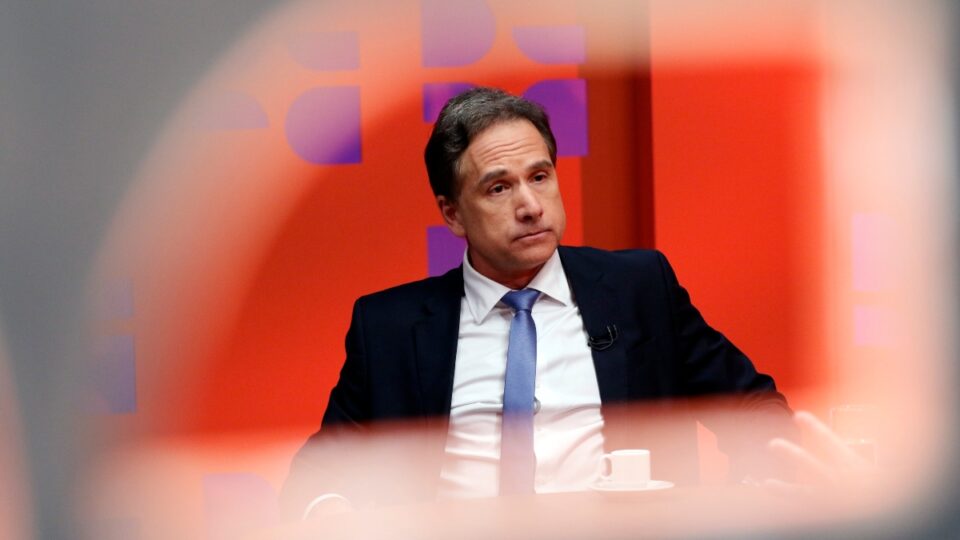 Tribunal abre investigação contra juiz Eduardo Appio após acusação de furto de champanhe