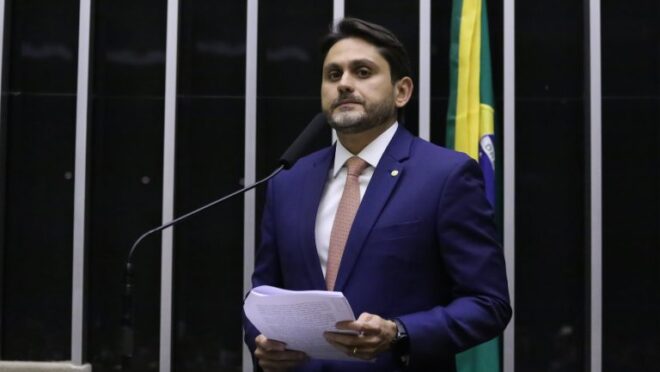 Câmara recompõe bilhões em renda do governo com “jabuti” em PL da atualização de bens no IRPF
