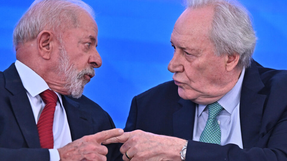Lula deve escolher substituto de Barroso após viagem à Itália, diz Lewandowski