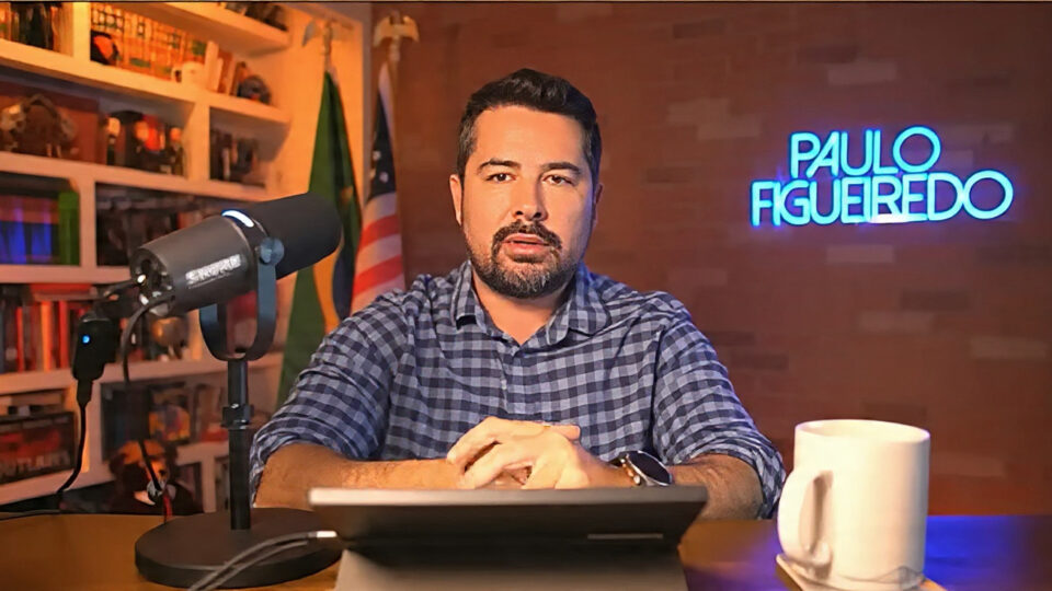 Moraes manda notificar Paulo Figueiredo nos EUA em ação por suposto golpe