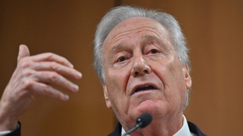 Lewandowski diz que Castro deve se responsabilizar ou “jogar a toalha”