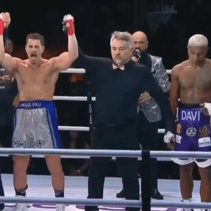 Sacha Bali vence Davi Brito em duelo no Fight Music Show 7