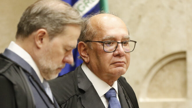Gilmar Mendes volta a defender Toffoli nas redes sociais