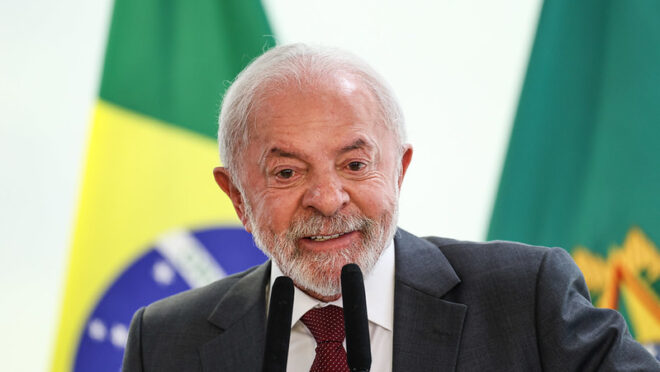 Empresas vão viver um manicômio tributário em 2026 enquanto o governo vive à base de propaganda