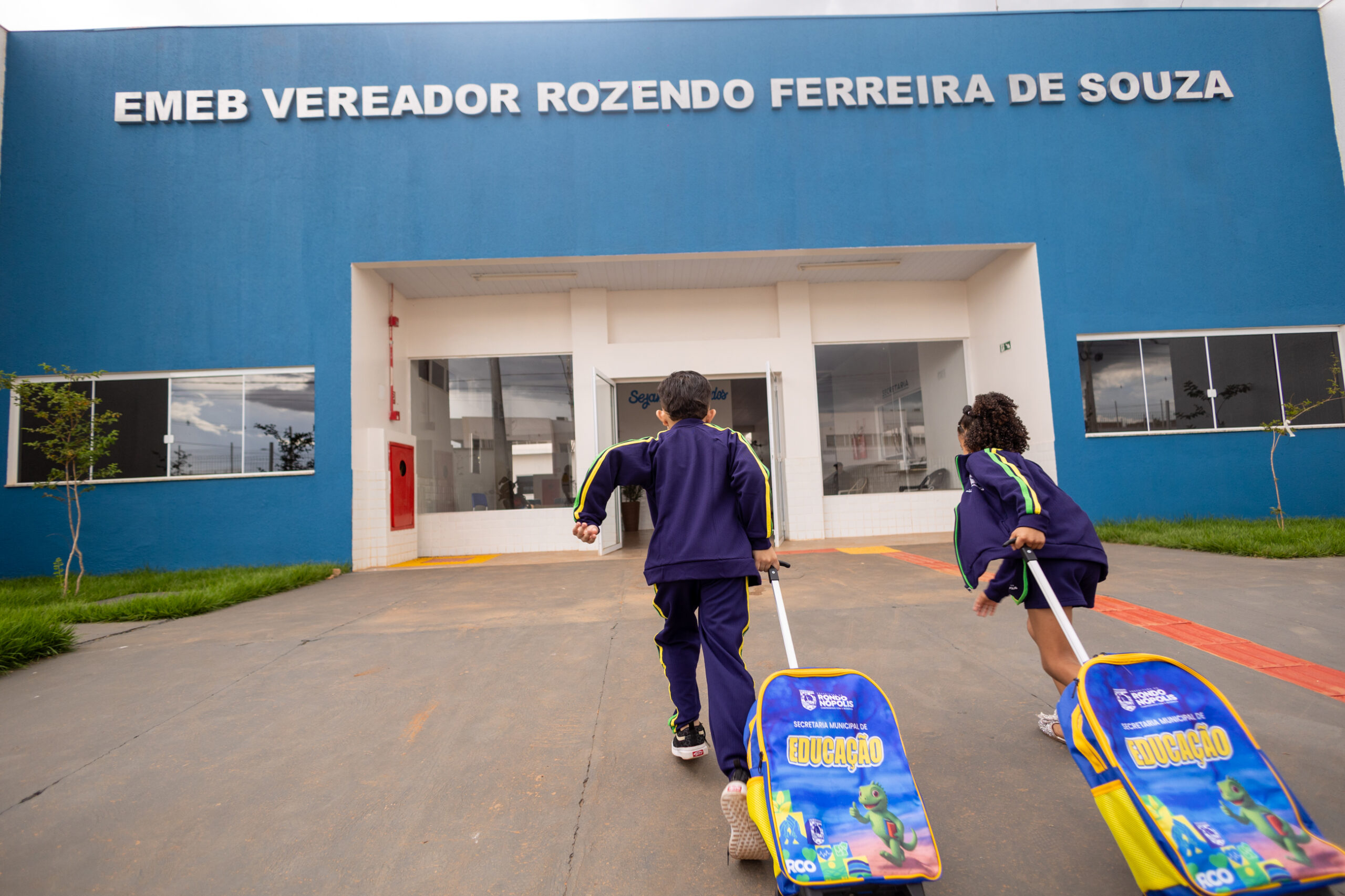 TUDO PRONTO Escolas municipais iniciam aulas nesta segunda com materiais assegurados Publicado em 30/01/26 às 18:21 SEMECEL