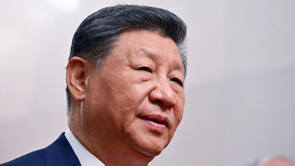 China acusa seu general mais graduado de vazar segredos nucleares aos EUA, diz jornal