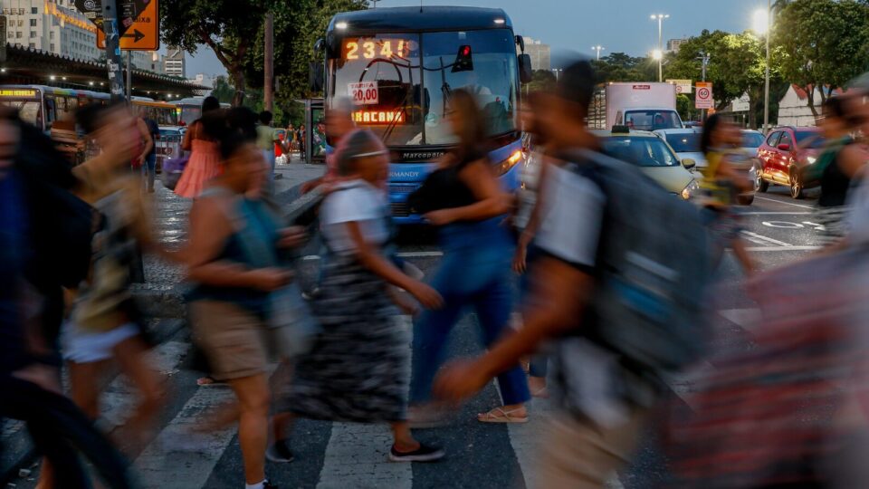 Quem são os brasileiros “invisíveis” que podem decidir a eleição de 2026