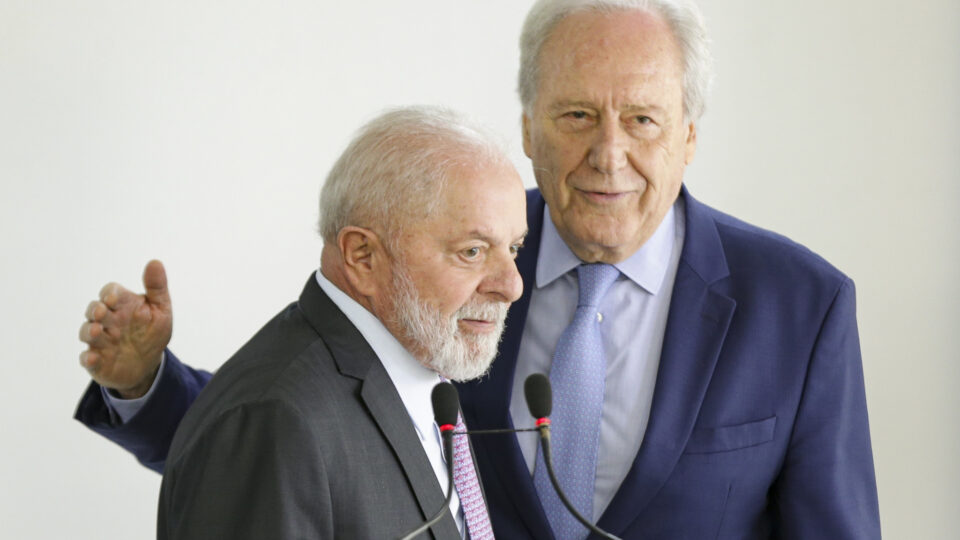 Banco Master pagou mais de R$ 6 milhões a escritório da família de Lewandowski, diz site